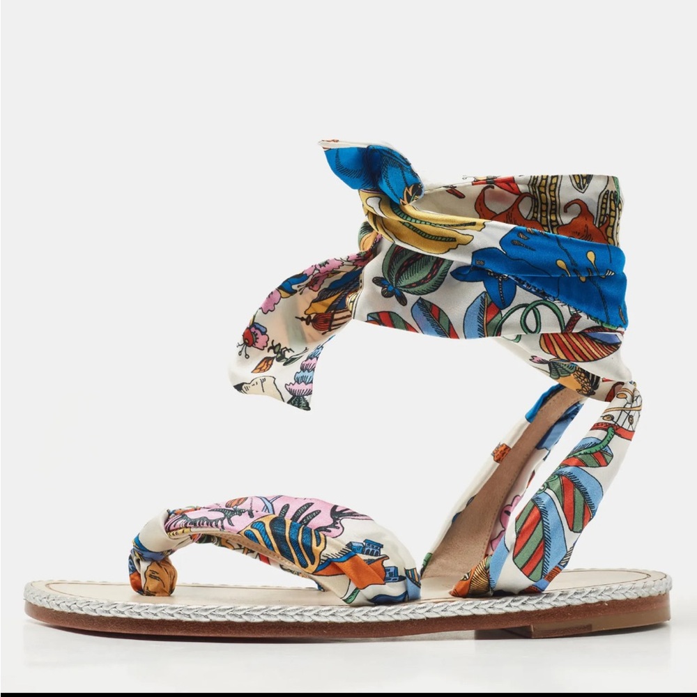 Christian Louboutin Sandal Size 7     SPETSOS FLAT CREPE SATIN BOTANIQUE